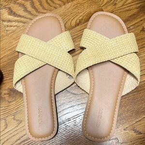 Old Navy Tan Summer Sandals with Criss-Cross Straps